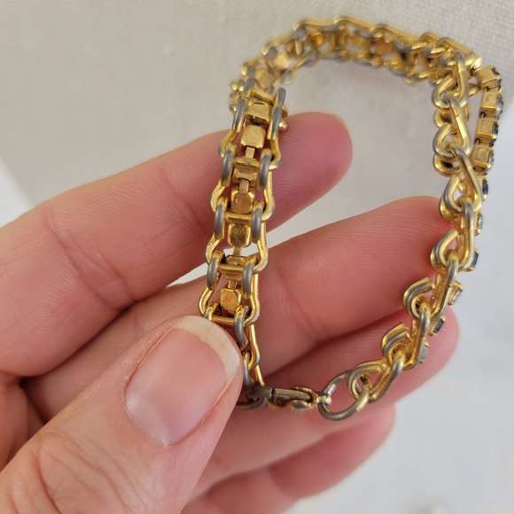 Vintage Gold Tone Rhinestone Link Bracelet Blue Clear Stones 8" Lobster Clasp - Picture 6 of 7